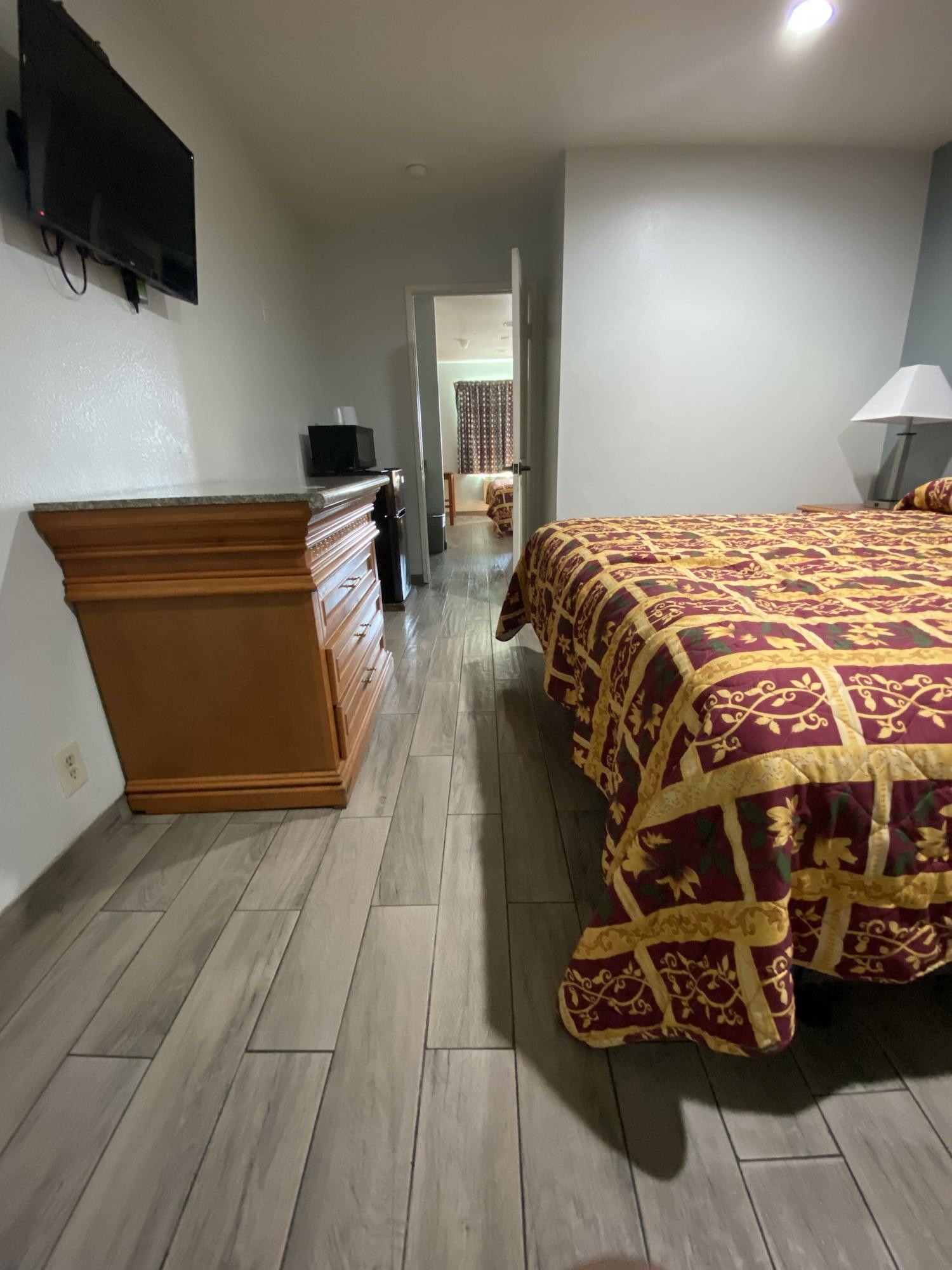 Welcome Inn Корона Екстер'єр фото