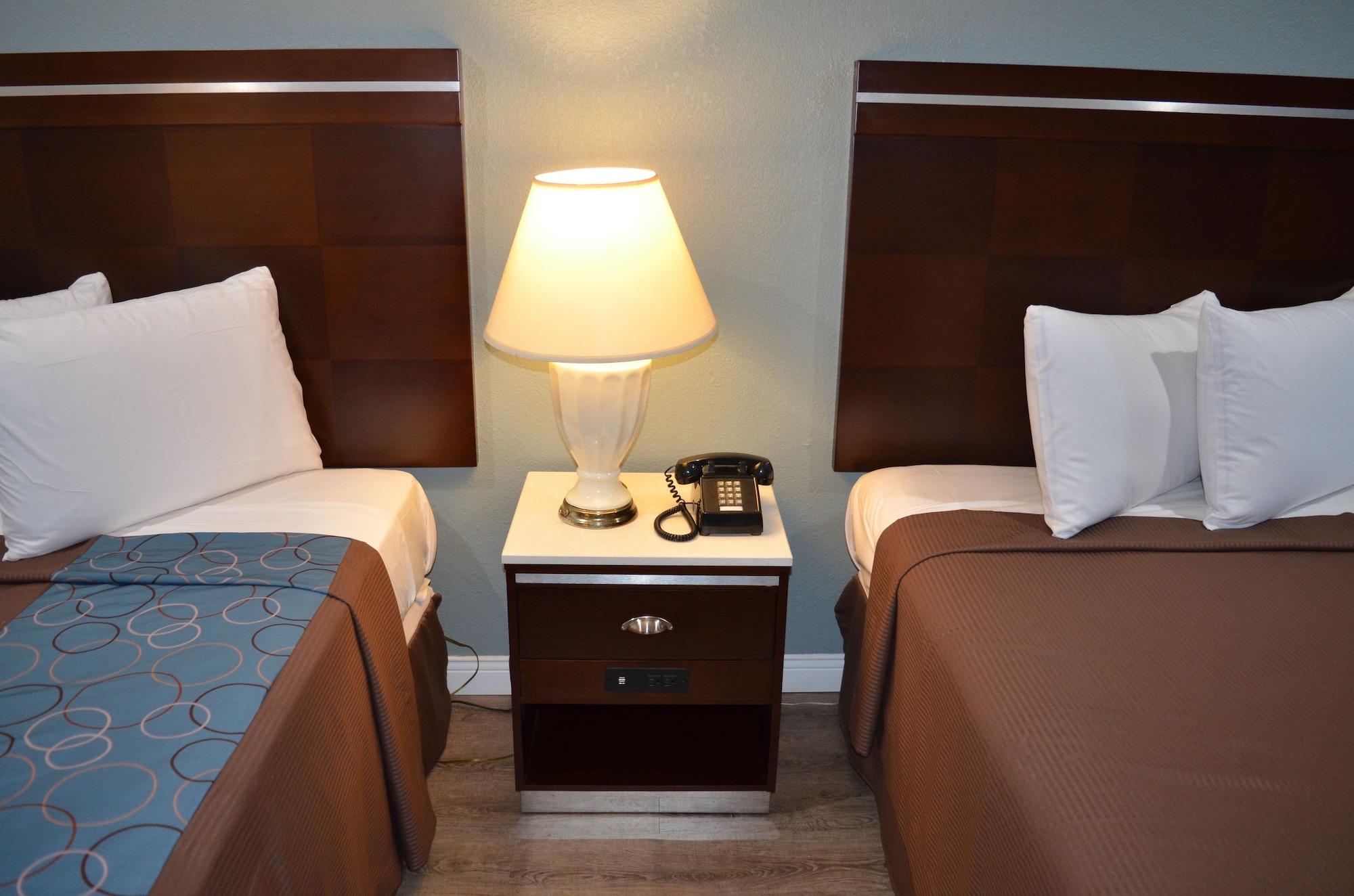 Welcome Inn Корона Екстер'єр фото