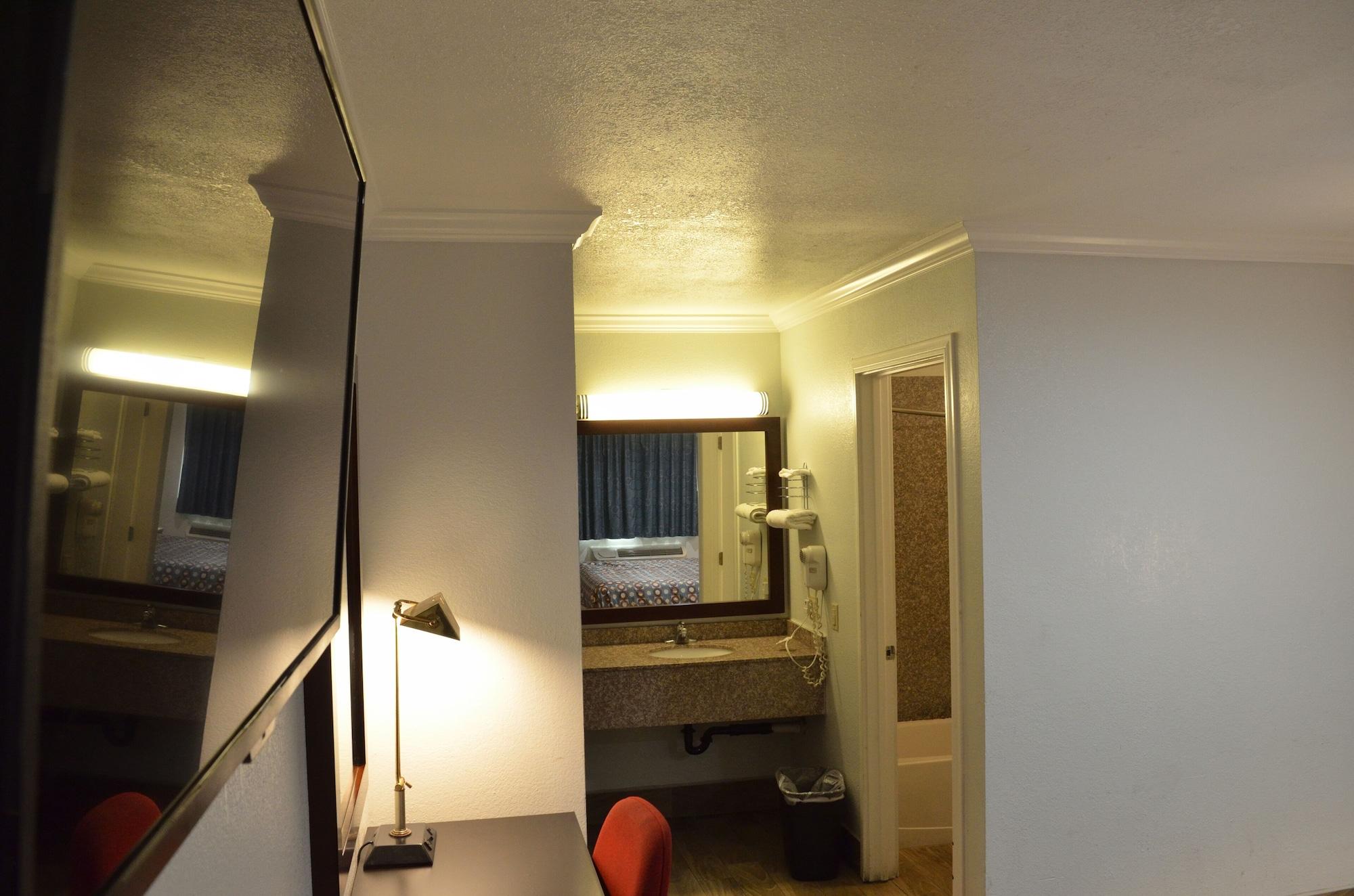 Welcome Inn Корона Екстер'єр фото