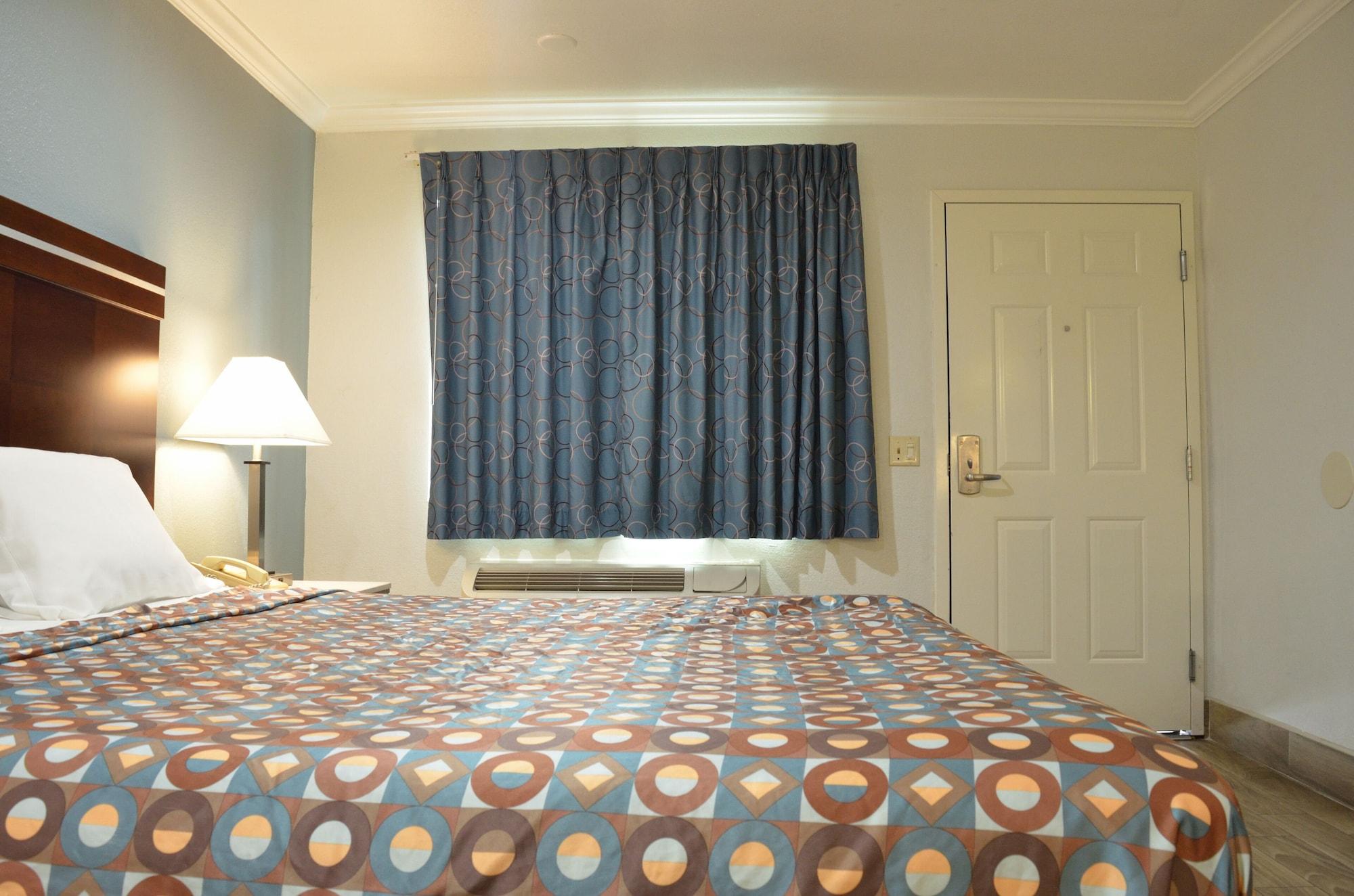 Welcome Inn Корона Екстер'єр фото