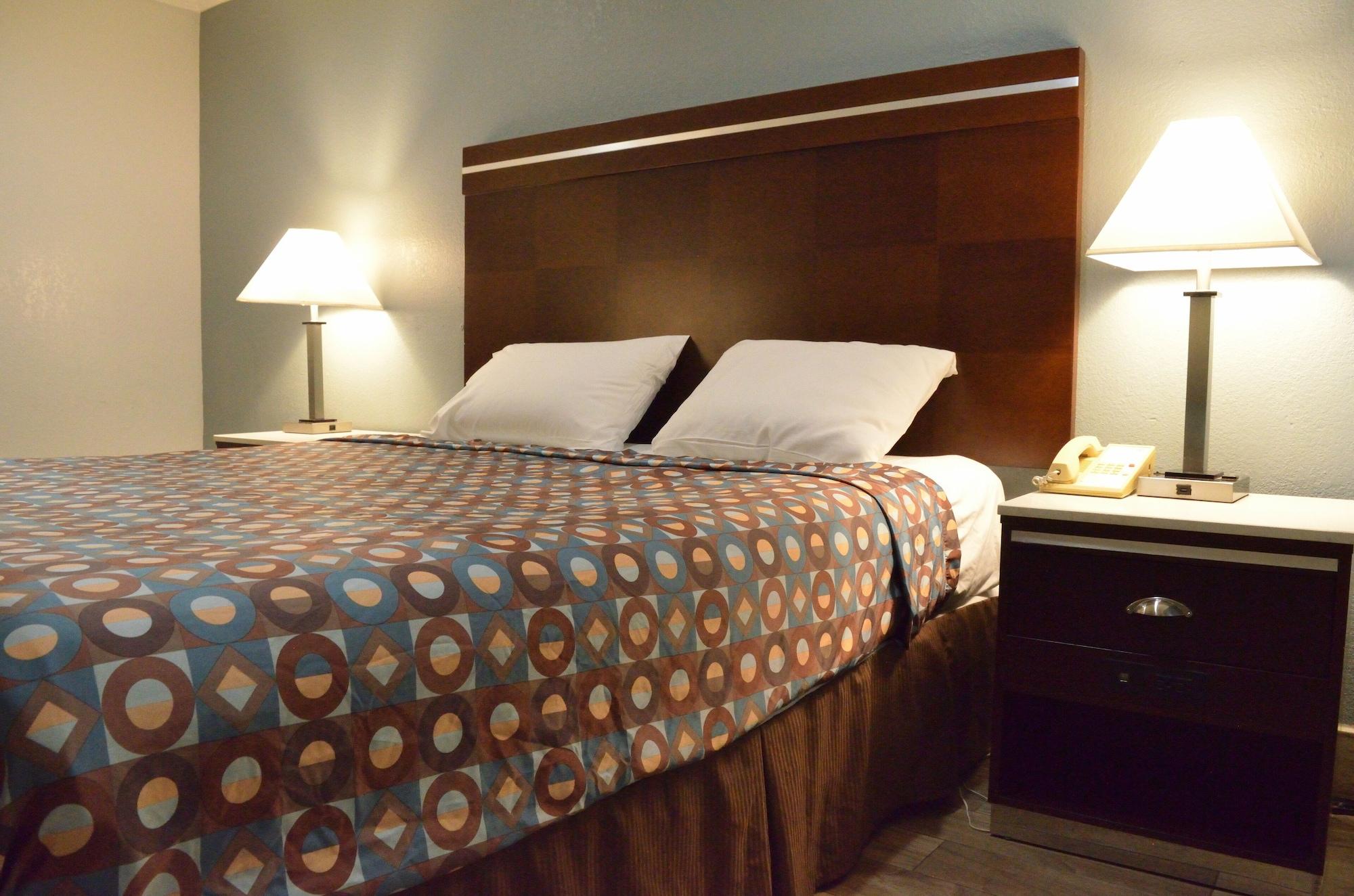 Welcome Inn Корона Екстер'єр фото
