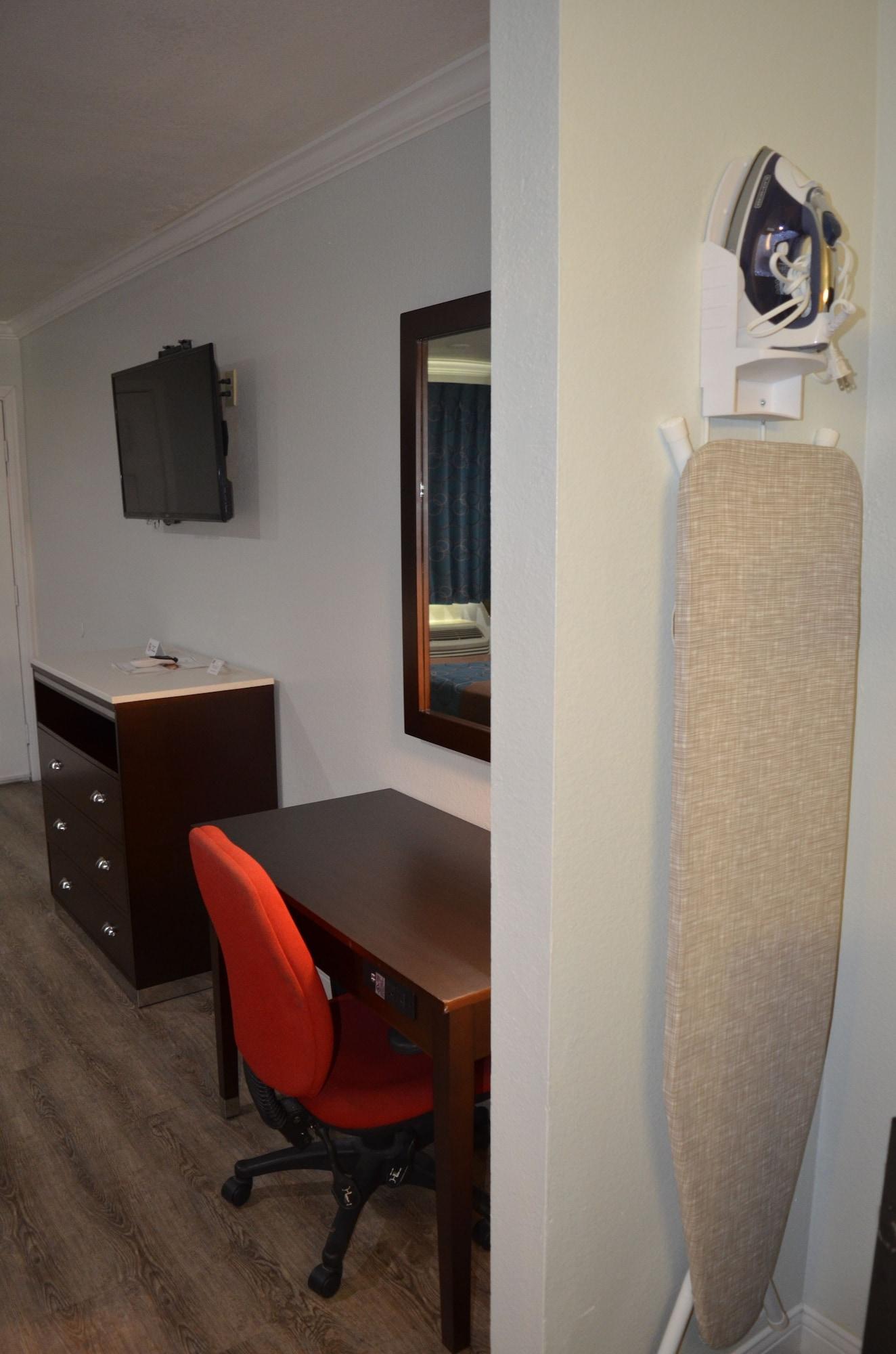 Welcome Inn Корона Екстер'єр фото
