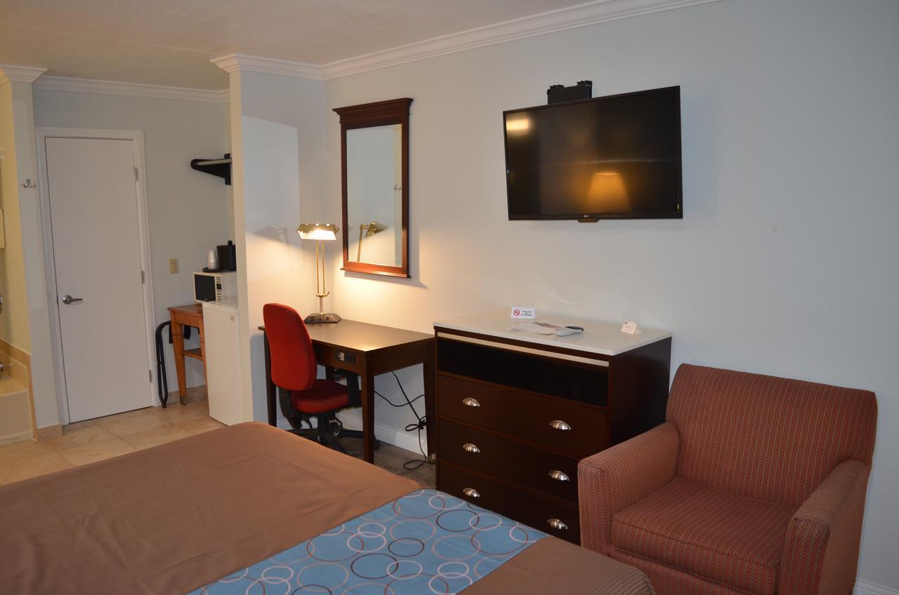 Welcome Inn Корона Екстер'єр фото